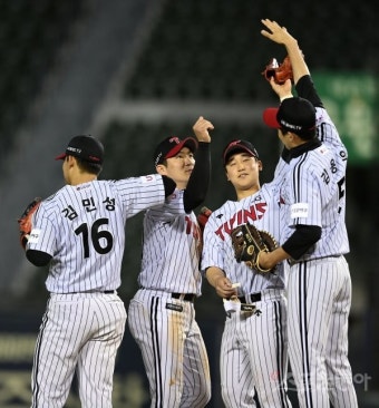 LG, 오지환의 결승 홈런으로 삼성 꺾고 5연승 질주 중!