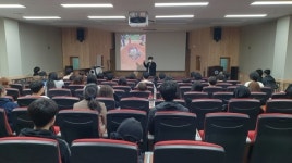구수환 감독, 영화 ‘부활’ 로 밀양 찾았다 “상영회 성료”