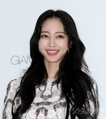 [원픽! 위클리 업 앤 다운] 한예슬, 남친 직업 소문에 곤욕…“대체 나한테 왜이래” 의혹 부인
