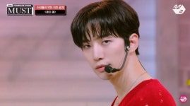 [종합] 2PM 컴백쇼, ‘해야해’ 무대 최초 공개…이젠 ‘빨간 카디건’ 준호