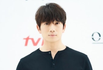 지성, 나무엑터스 떠난다 “계약기간 종료” [공식]
