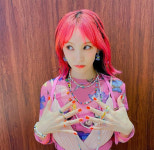 [DA:재팬] 日국민가수, 남편 불륜+극단적 시도에 활동중단 (종합)