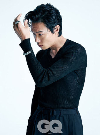 류준열, 묘하게 잘생긴 매력→천상 배우 [화보]