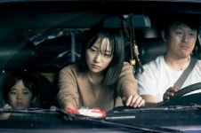 이케마츠 소스케·최희서·오다기리 죠 ‘당신은 믿지 않겠지만’ 스틸 공개