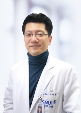 서울대병원 이승훈 교수, 뇌졸중 교과서 시리즈 완간