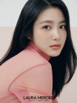 장발 된 신예은, 싱그러운 미소 [화보]