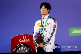 ‘박태환을 넘어섰다’…황선우, 세계선수권 자유형 200m 銀 쾌거