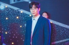 최다니엘+안경=♥…선배美까지 금상첨화 (오늘의 웹툰)