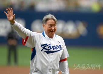 김경문 전 감독 ‘감사합니다’ [포토]