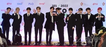 더보이즈, 블랙 슈트로 멋냈어요 [포토]