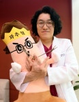 ‘꽈추형’ 홍성우 원장 “방송하는 이유? 오로지 재미!” [인터뷰]