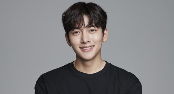 지창욱, 유 퀴즈 온 더 블럭 출연 중 어머니에 대한 마음 솔직히 고백하여 많은 시청자들의 공감과 사랑 받아
