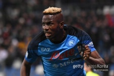 나폴리, UCL 토너먼트 원정 첫승…김민재 공중볼경합·태클 성공률 100%
