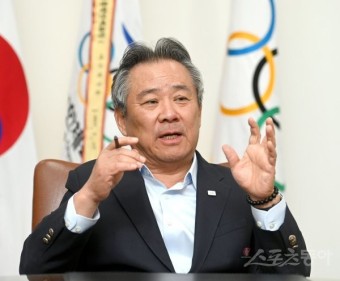 [스포츠동아 창간 15주년 특집 인터뷰] 이기흥 대한체육회장, “건강한 삶과 스포츠문화로 건전한 사회 이뤄야”