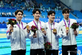 한국 수영, 남자 계영 800m서 ‘AG 단체전 사상 첫 金’