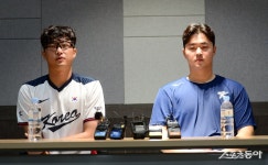 “형으로서 잘 이끌겠다” 투수조장 박세웅-“최대한 투수들 돕는다” 안방마님 김형준의 의기투합 [항저우AG 야구]