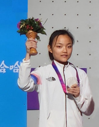 국가대표 가슴에 노스페이스! 서채현 선수 항저우 아시안게임 스포츠클라이밍 은메달 획득