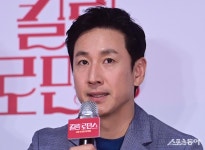 ‘노웨이아웃’ 측 “자진 하차”…‘마약 의혹’ 이선균 후폭풍 (전문) [종합]