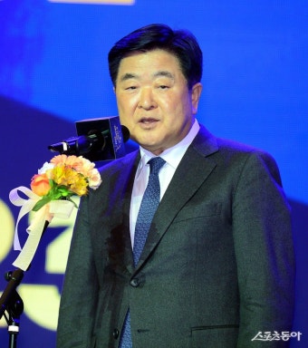 인사말 하는 한국프로축구연맹 권오갑 총재 [포토]