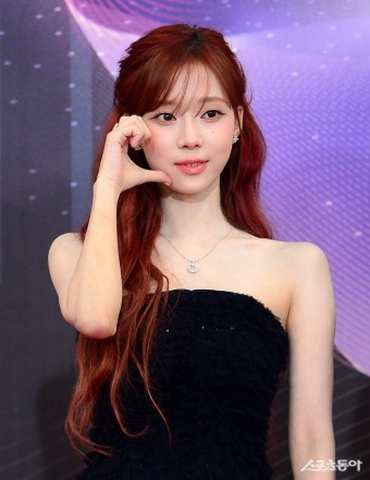 에스파 윈터, 달달한 볼하트~ [포토]
