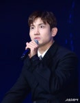 최강창민 ‘팬들의 20년 사랑에 보답하고 싶다’ [포토]