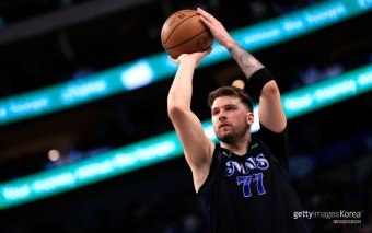 돈치치, 4경기 연속 30득점 이상 트리플더블 …NBA 역대 3번째