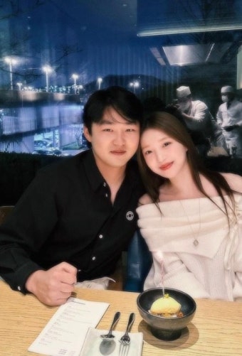 ‘러브캐처’ 김지연야구선수 정철원, 혼전임신 발표…“결혼은 내년”
