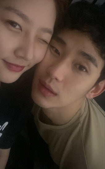 김새론-김수현 무슨 사이? SNS 초밀착 투샷 공개했다 ‘삭제’ [DA]