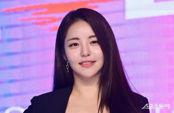 ‘브브걸 탈퇴’ 유정 “설렘보다 두렵지만 걸어가 보겠다” [전문]