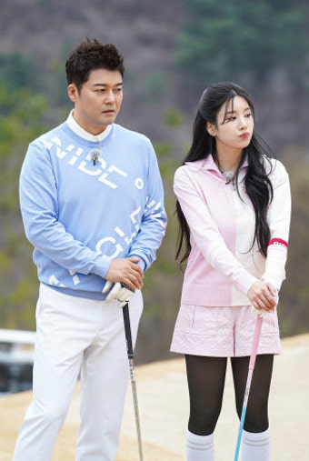 전현무-권은비, 18세차 뛰어넘고 케미 “마성의 매력” (나라베)