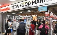 “세상의 모든 맛 다 있다” 홈플러스 금천점, ‘메가푸드마켓’으로 리뉴얼