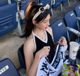 시크릿넘버 수담, 남성과 야구 중계 포착→열애 의혹 해명 “오해 만들어 죄송”