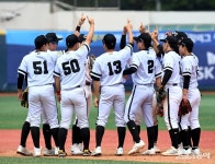 대구상원고, 전주고 꺾고 8강 진출 [포토]