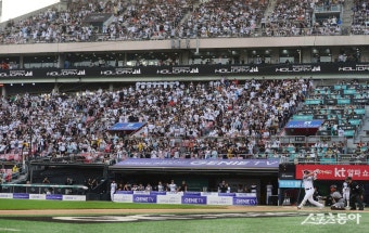2024 신한 SOL뱅크 KBO 리그, 900만 관중 돌파 목전에