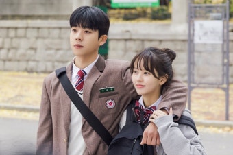 김소현채종협 어깨동무 스킨십…첫사랑 운명 서사 (우연일까?)