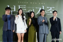 영화 ‘보통의 가족’ 파이팅!