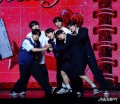 NCT WISH ‘계단식 성장세’