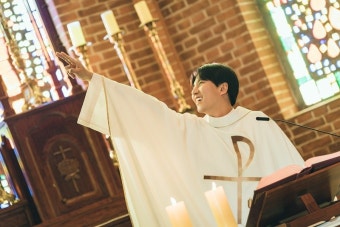 김남길, 열혈사제2 시즌2에 대한 기대감 공개! 화려한 미치광이들과의 팀플레이에 팬들 기대↑