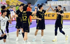 KB손해보험, OK저축은행을 상대로 3-0 완승!