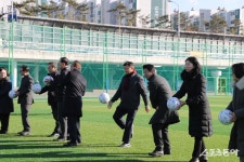 신상진 성남시장, 명품탄천 축구장 개장식 참여