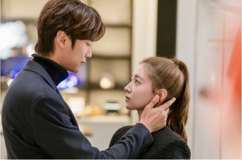 MBC 드라마 모텔 캘리포니아 속 나인우-이세영, 열정적 로맨스에 팬들 속마음 녹는 중!