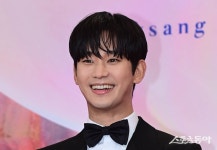 김수현 측 “故김새론과 열애 등 ‘가세연’ 주장 허위사실…법적대응” (전문)[공식]