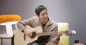 지드래곤-김고은 만났다…“사랑해요” 노래방 분위기 난리 (굿데이)