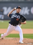 ‘첫 등판 155㎞↑’ 삼성 배찬승-한화 정우주, 루키 파이어볼러들의 화려했던 데뷔