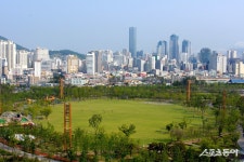 부산시설공단, 부산시민공원 하야리아잔디광장 4월 조기 개방