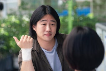 ‘폐 이식’ 안재홍, 은퇴작 추가…막강 폐활량에 흔들리는 머릿결 (하이파이브)