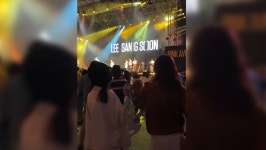 [★1줄컷]비행기 옆자리였다가 인생 옆자리…이효리 미담 또 나왔다