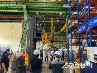 포항시, 스마트공장 우수기업 방문…지역 제조업 지원 확대