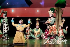 달성문화재단, 여름방학 맞이 가족 뮤지컬 ‘목 짧은 기린 지피’ 개최