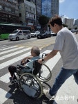 군포1동 공직자, 폭염 속 어르신 긴급 구조로 지역사회 감동 선사